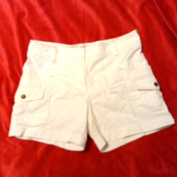 J. Crew Pants - J.Crew 4 30 Low Fit Cotton Cargo 4-Pocket Short Shorts in White